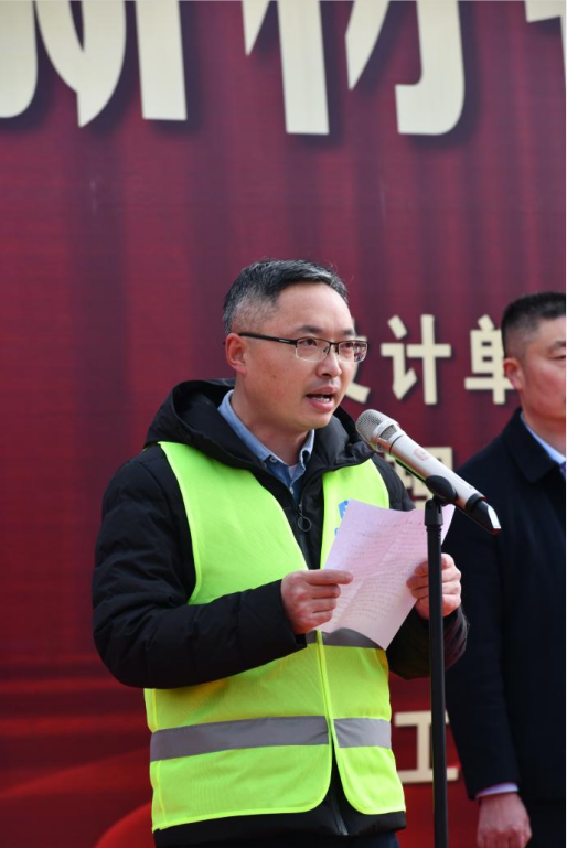 施工單位代表發言-6e6b47d6-ceaa-4a0e-8331-a720d3fe89c5.png